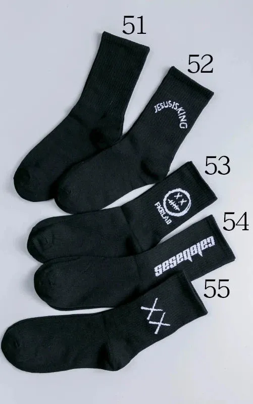 Trendy Mid-Barrel Cotton Socks